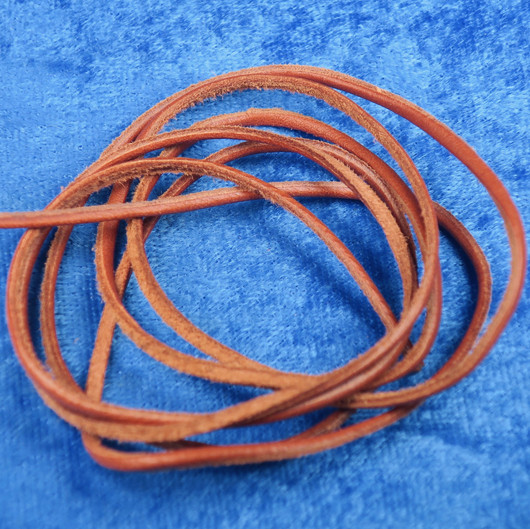 Riipusnauha 2mm nahkanauha 1m, valitse väri
