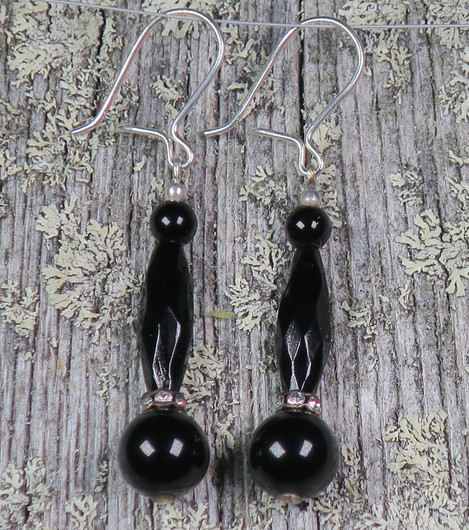 Korvakorut onyksi pitkät, zirkonikoristein Milla9