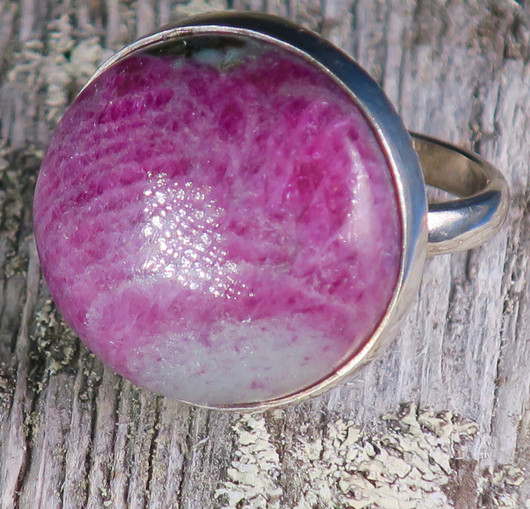 Hopeasormus rubiinizoisiitti 19mm nro2