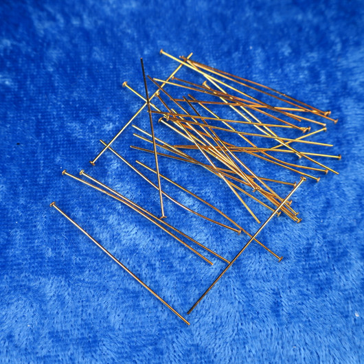 Korupiikki 38mm kullan värinen korutarvike. Valitse määrä