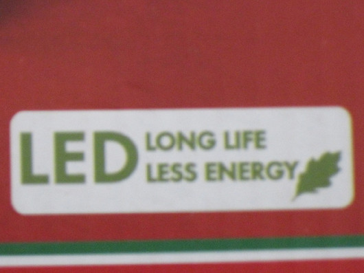 Kynttelikkö, jouluaiheinen ikkunavalaisin led-valoin