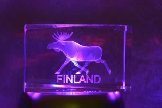 Kristallikuutio 6cm Hirvi, Finland