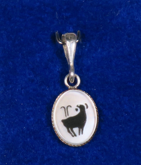 Riipus OINAS  ARIES horoskooppikoru simpukka ja 925-hopea