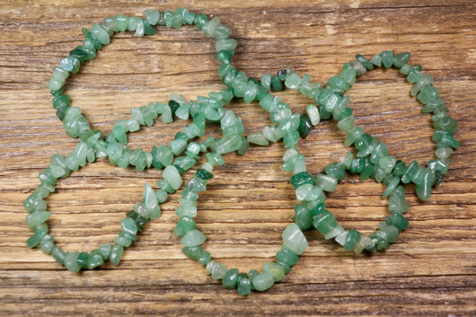 Helmet aventuriini vihreät sipsihelmet 90cm