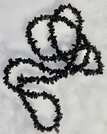 Helmet onyksi musta sipsimalli 70cm