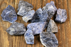 Sodaliitti raaka sinivalkoinen Brasilia. Valitse koko ja hinta