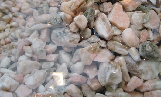 Marmori raaka, eri kokoisia kiviä 500g erä Norja