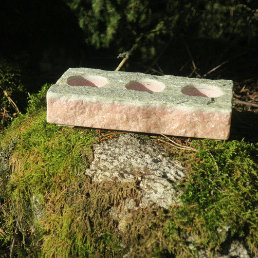 Tuikkualusta marmori, 3 tuikulle