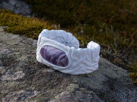 Nahkarannekoru tsharoiitti 20x38mm, valkoinen nahka, leveys 30mm