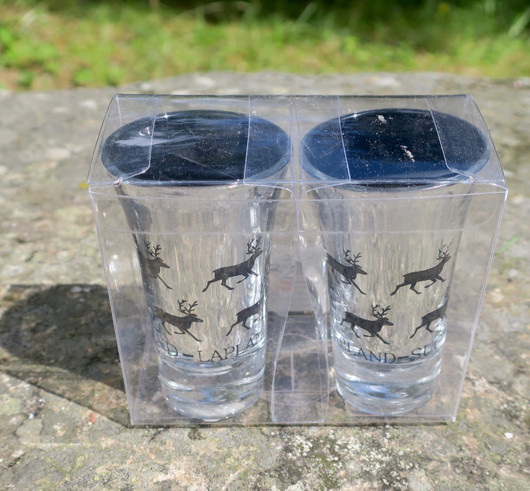 Shottilasit 2 kpl pakkaus Poro, hopeoitu, sisäpuoli musta