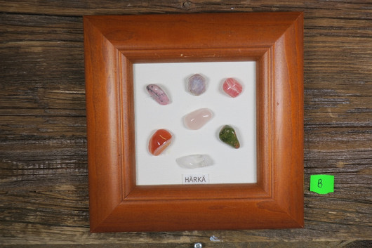 Taulu HÄRKÄ TAURUS onnenkivet B