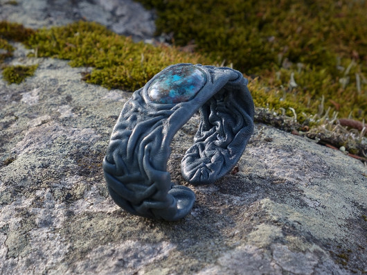 Nahkarannekoru krysokolla, siniharmaa nahka