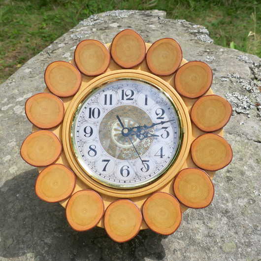 Seinäkello puuta aurinko 32cm nro B