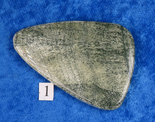 Skarni taskukivi Dalnegorsk