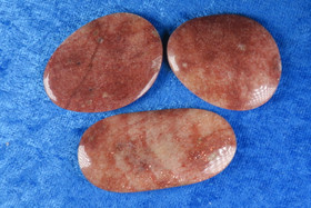 Aventuriini punainen kapussi nro 1-3