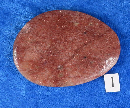 Aventuriini punainen kapussi nro 1-3