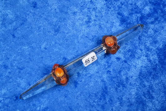 Chakrahoitosauva karneoli ja vuorikide sakraalichakralle