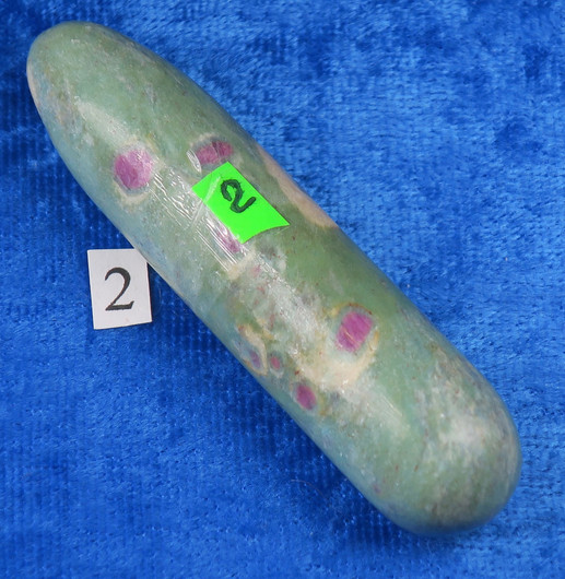 Hoitosauva rubiinifuksiitti akupistepainantaan ja vyöhyketerapiaan.