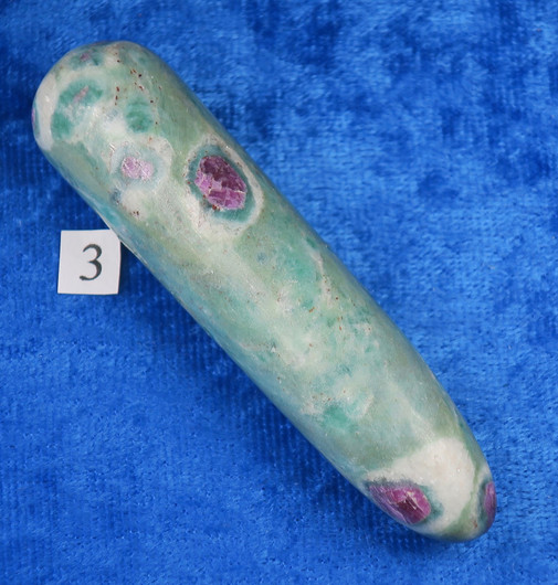 Hoitosauva rubiinifuksiitti akupistepainantaan ja vyöhyketerapiaan.