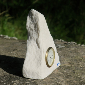 Päytäkello marmori valkoinen vuori