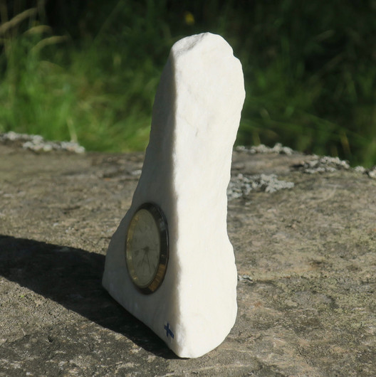 Päytäkello marmori valkoinen vuori