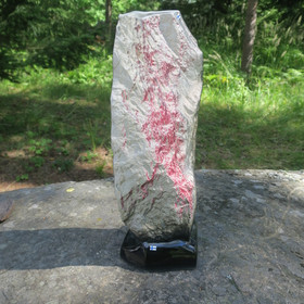 Maljakko Vuori, takaseinä L, korkeus 37cm keramiikkaa punainen