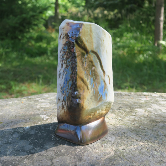 Maljakko vuori, korkeus 19cm keramiikkaa sininen vaasi