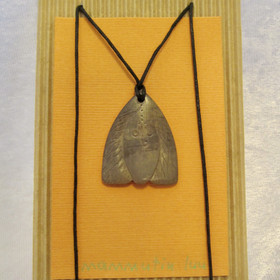 Riipus mammutinluu yöperhosen mallinen