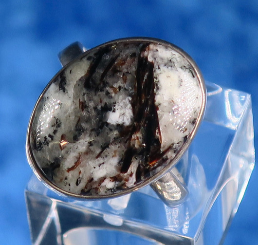  Hopeasormus astrofylliitti 18,5mm ovaali nro7