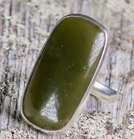 Hopeasormus nefriitti 18mm kulmikas