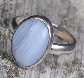 Hopeasormus kalsedoni 16.7mm nro4