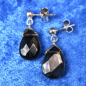 Korvakorut savukvartsi litteä viistehiottu pisara tappimalli MOONA9