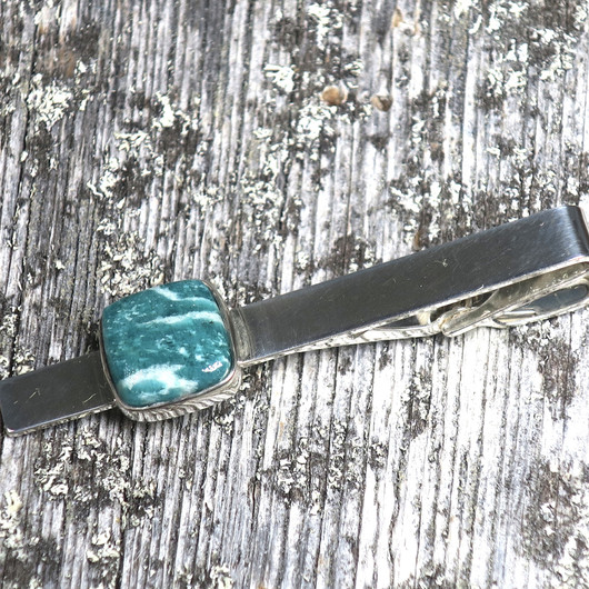 Solmioneula amatsoniitti neliö