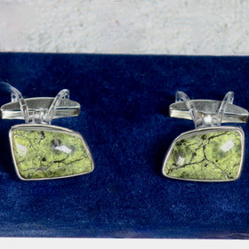 Kalvosinnapit serpentiini