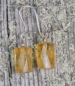 Korvakorut sitriini, viistehiottu