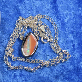 Riipus jalo-opaali, tuliopaali hopeaketjussa nroN Australia