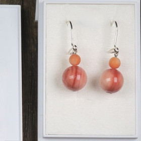 Korvakorut koralli punainen