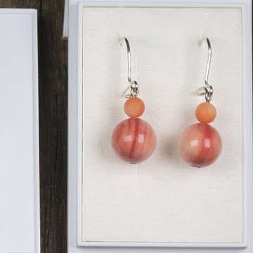 Korvakorut koralli punainen