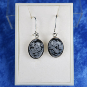 Hopeakorvakorut lumihiutaleobsidiaani 10x14mm LUM2