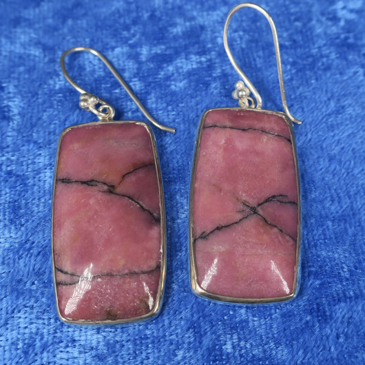 Hopeakorvakorut rodoniitti kulmikkaat  ko5