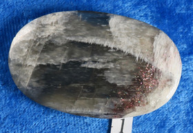 Gelioliitti 5x3cm taskukivi nro1