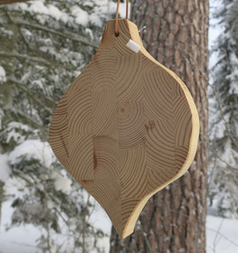 Leikkuulauta, sipulin muotoinen, mäntypuuta