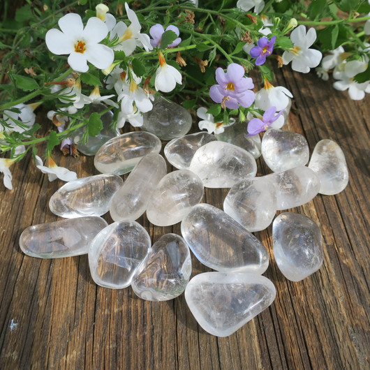 Vuorikide rumpuhiottu AA-vuorikristalli Brasilia Valitse koko 1-40g