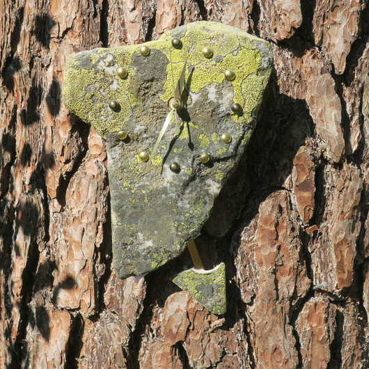 Heilurikello kvartsiitti sammalkivi seinäkello 26x18cm 310-XZ