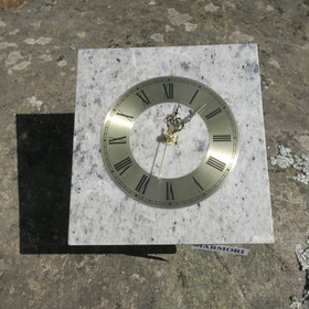 Seinäkello marmori 19x17,5cm harmaankirjava 337-8