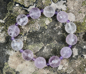 Rannekoru ametisti vaalea viistehiottu LILA1 