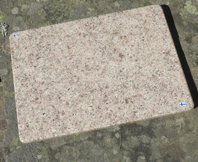 Tarjotin syeniitti, kahvaton 30,5x23cm tarjoilualusta nro TR14