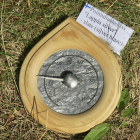 Saunalämpömittari poimuliuskekivi Lappia silver 15,5cm puukehys pisara