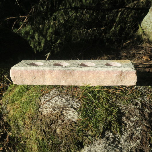 Tuikkualusta marmori, 4 tuikulle