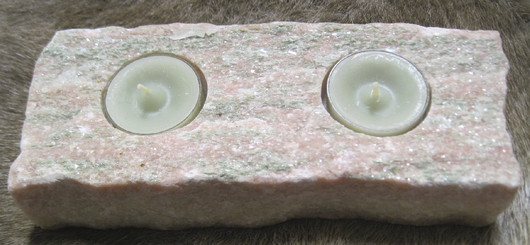 Tuikkualusta marmori, 2 tuikulle